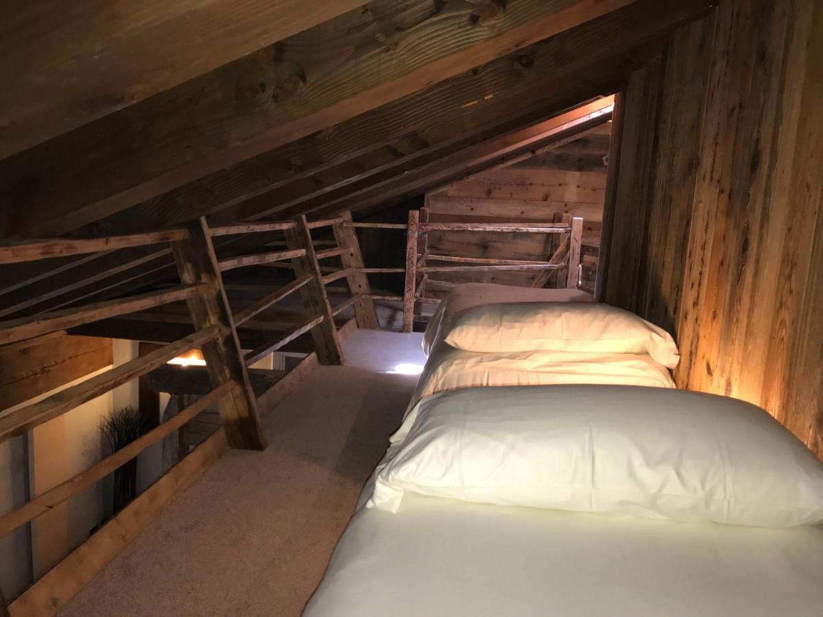 Relais Du Chateau Blanc La Thuile Exteriör bild