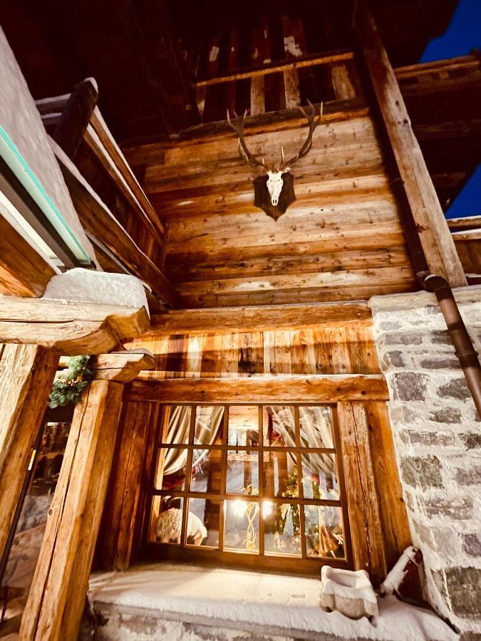 Relais Du Chateau Blanc La Thuile Exteriör bild