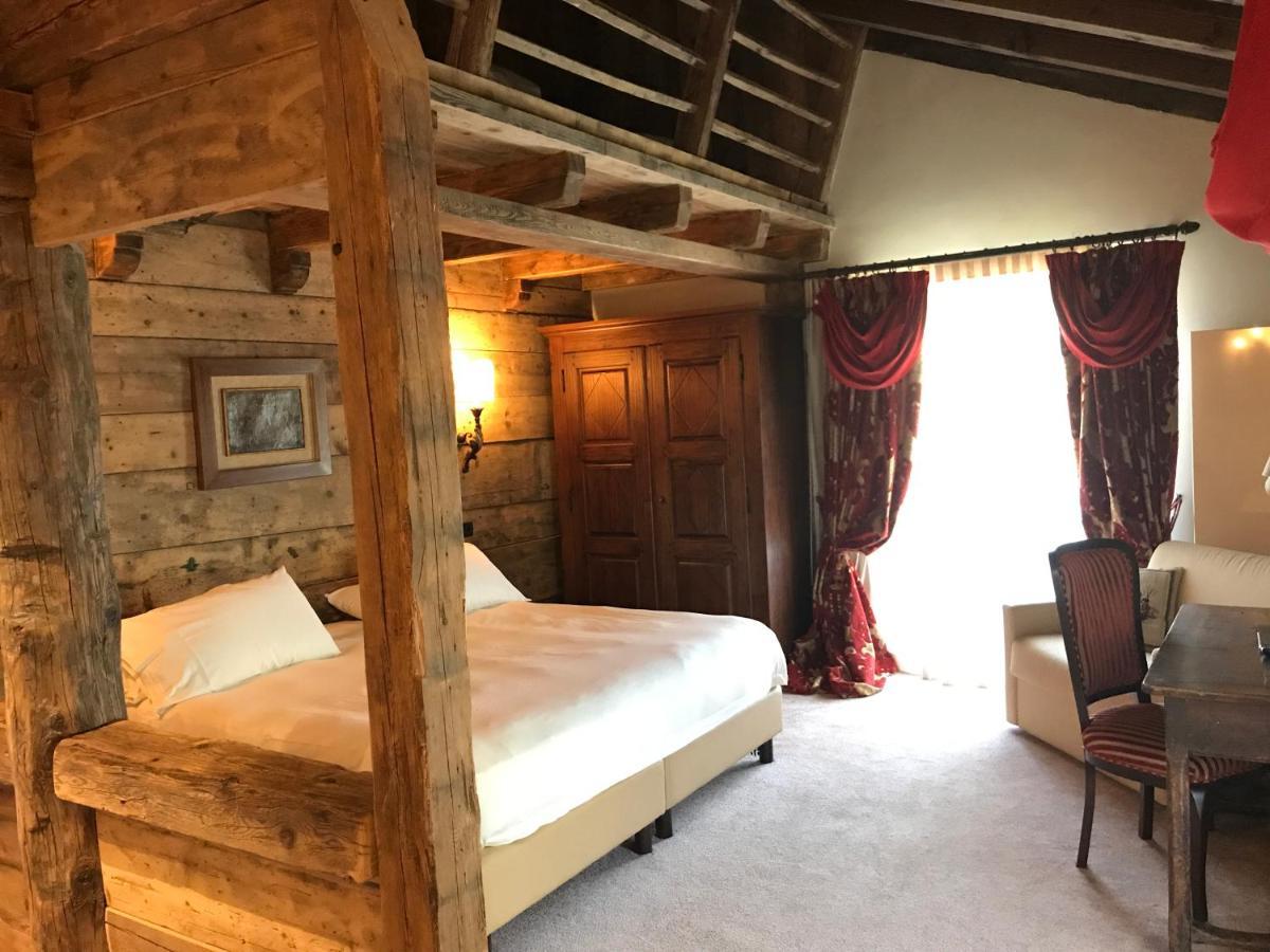 Relais Du Chateau Blanc La Thuile Exteriör bild